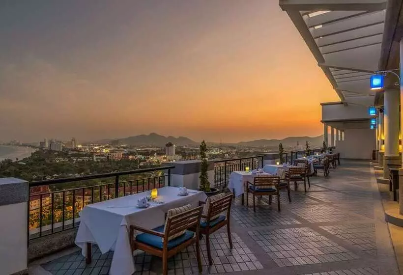 Hilton Hua Hin Resort & Spa