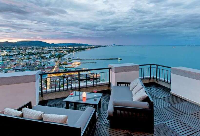 Hilton Hua Hin Resort & Spa