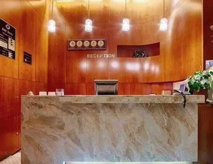 هتل Duke Romana City Center