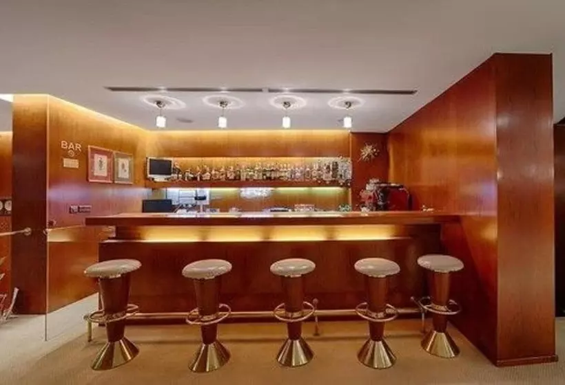 هتل Duke Romana City Center