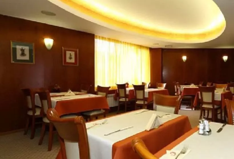 هتل Duke Romana City Center