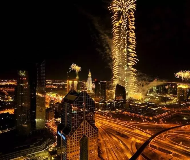 هتل Dusit Thani Dubai