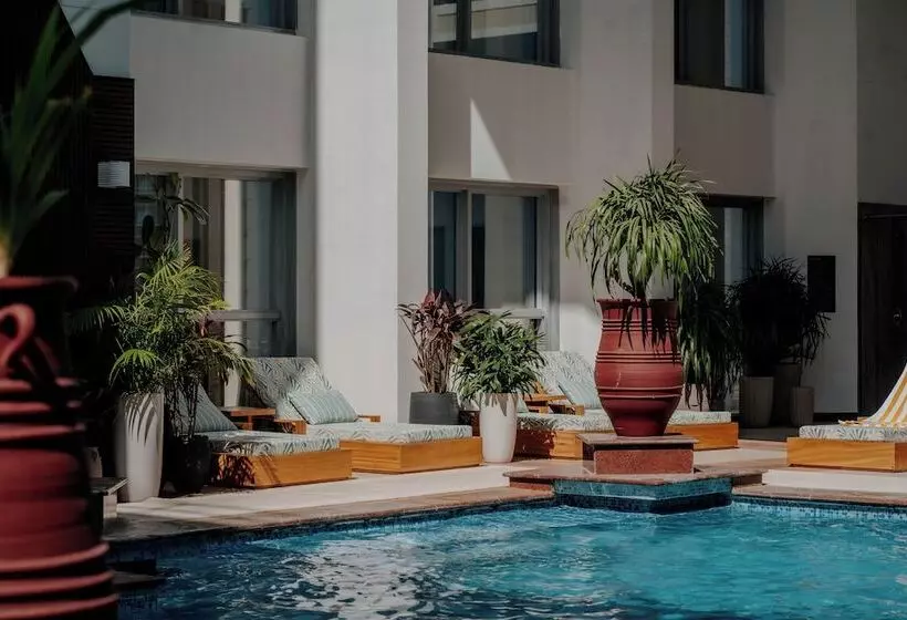 هتل Dusit Thani Dubai