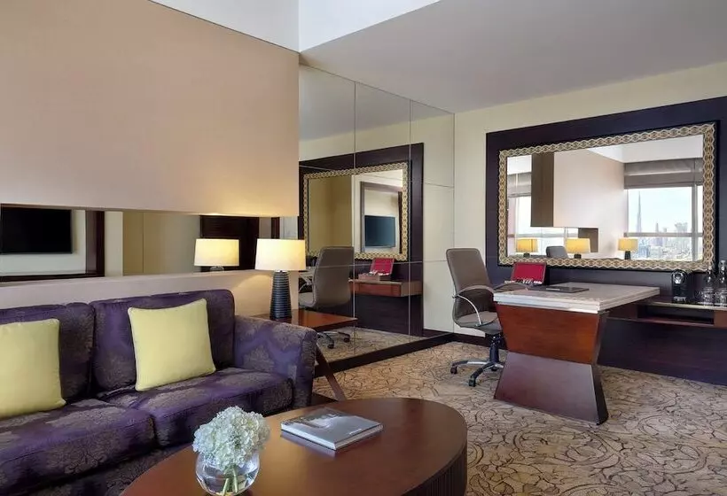 هتل Dusit Thani Dubai