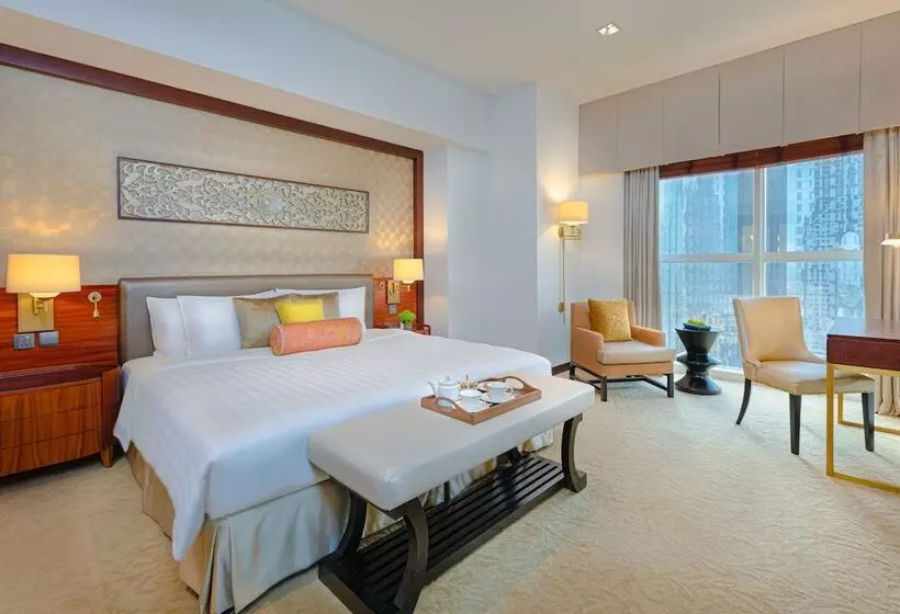 هتل Dusit Thani Dubai