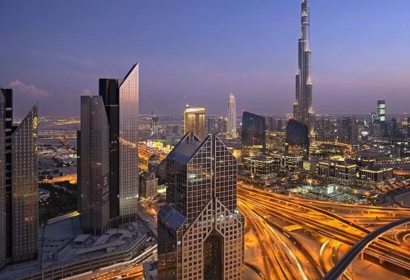 هتل Dusit Thani Dubai