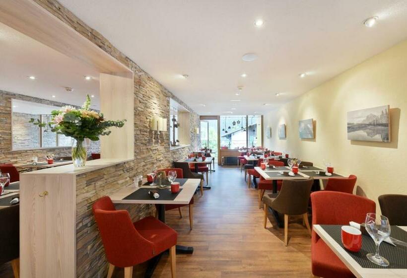 هتل Eiger Mountain & Soul Resort