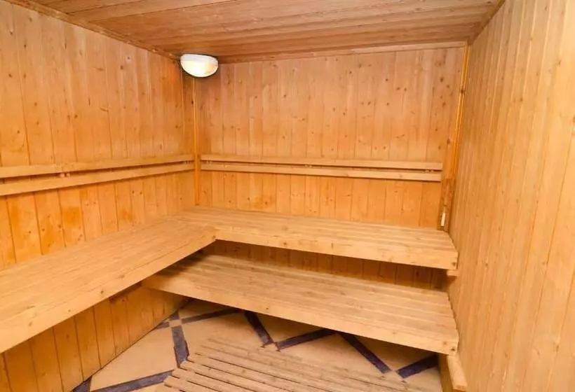 호텔 Flora Wellness & Beauty