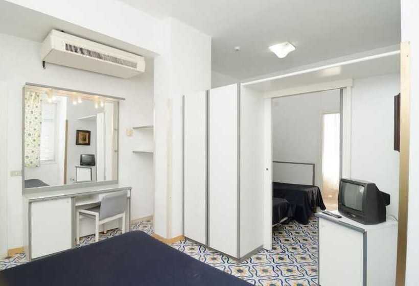 호텔 Flora Wellness & Beauty