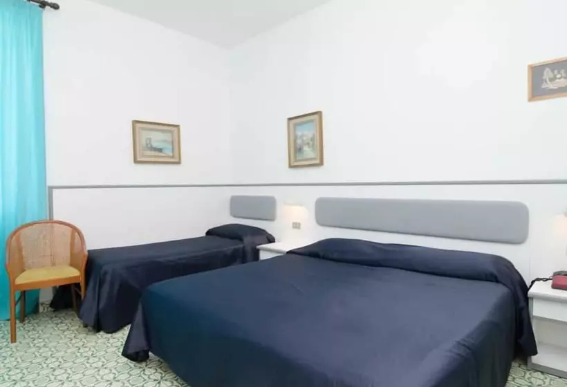 호텔 Flora Wellness & Beauty