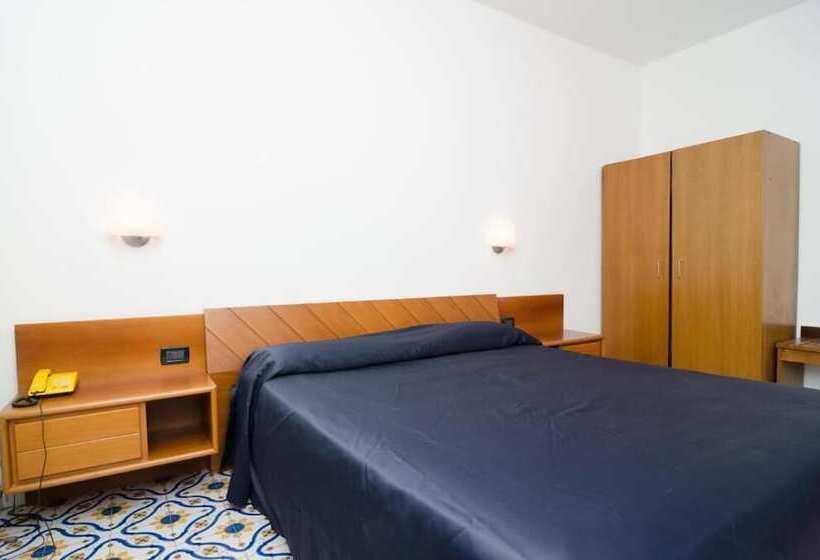 호텔 Flora Wellness & Beauty