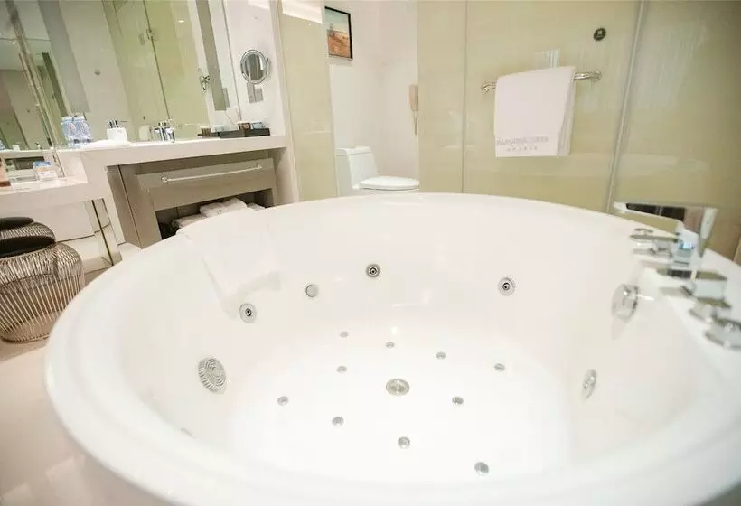 فندق Hangzhou Tower