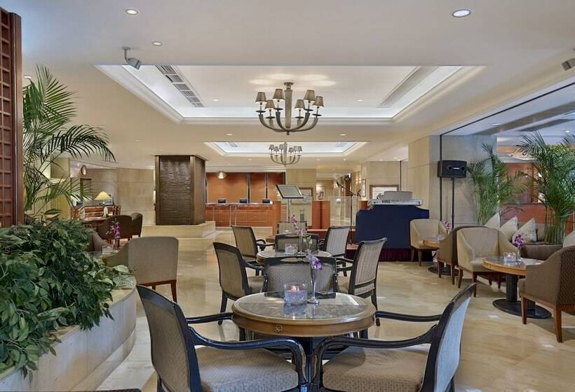 هتل Harbour Plaza North Point