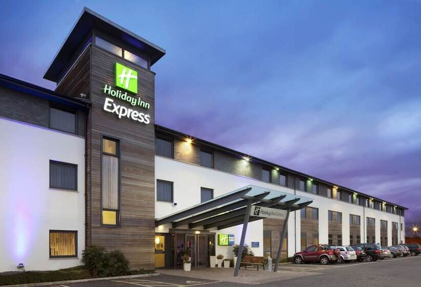 هتل Holiday Inn Express Cambridge, An Ihg