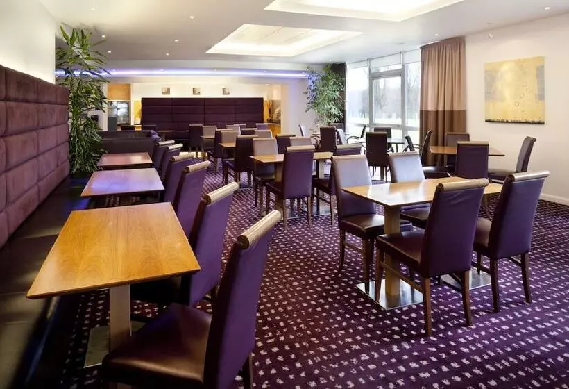 בית מלון כפרי Holiday Inn Express Cambridge, An Ihg