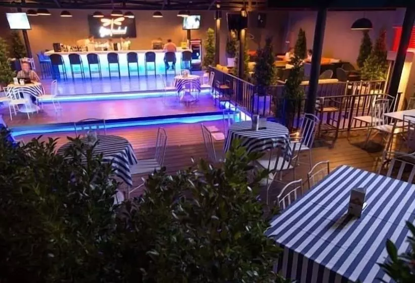 Inn Come Hotel Chiang Rai