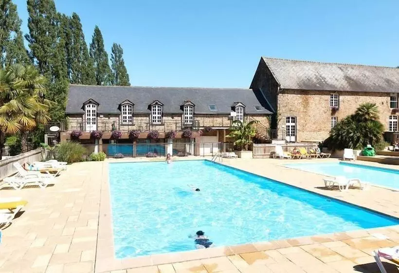 هتل Les Ormes Domaine Et Resort