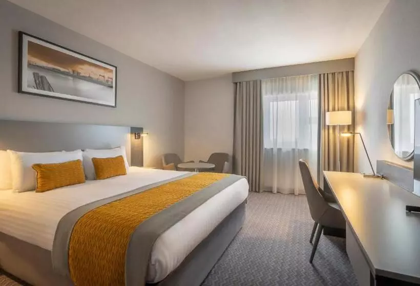 Maldron Hotel Belfast International Airport