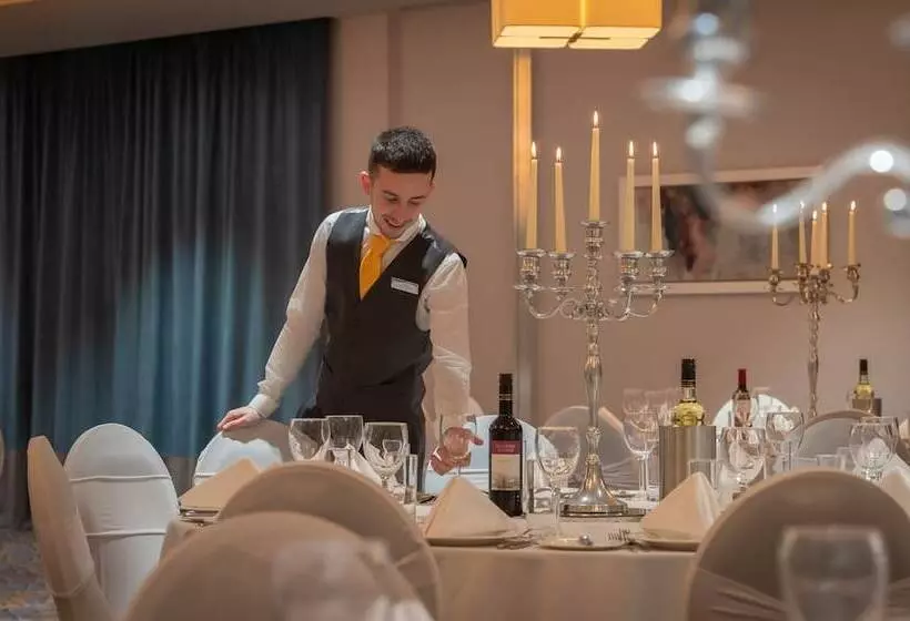 Maldron Hotel Belfast International Airport