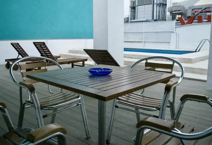 Отель Onix Fira