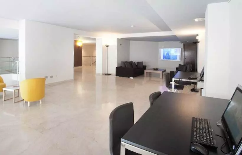 Отель Onix Fira