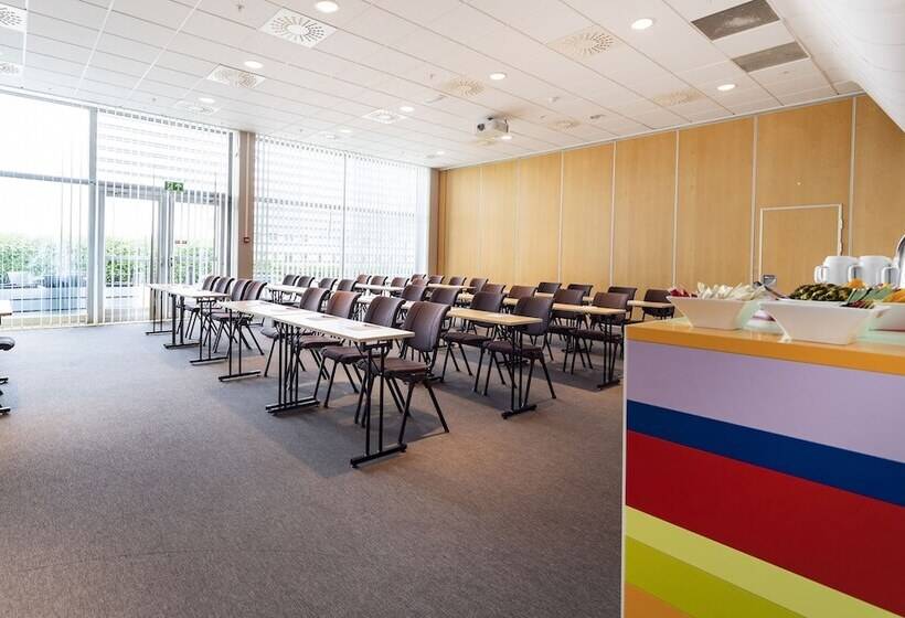 בית מלון כפרי Aiden By Best Western Haugesund Airport