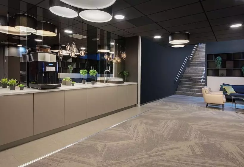 Park Inn By Radisson Oslo Airport Hotel West