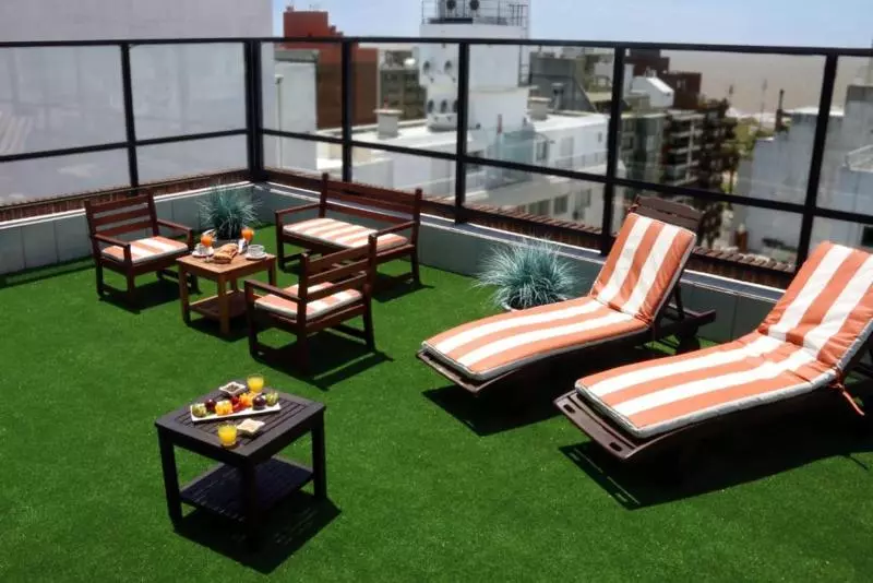 هتل Pocitos Plaza