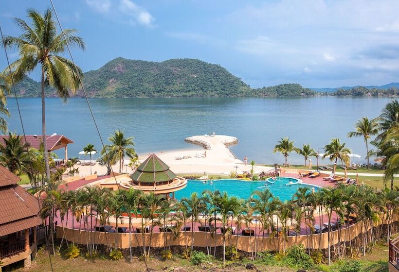 منتجع The Aiyapura Koh Chang