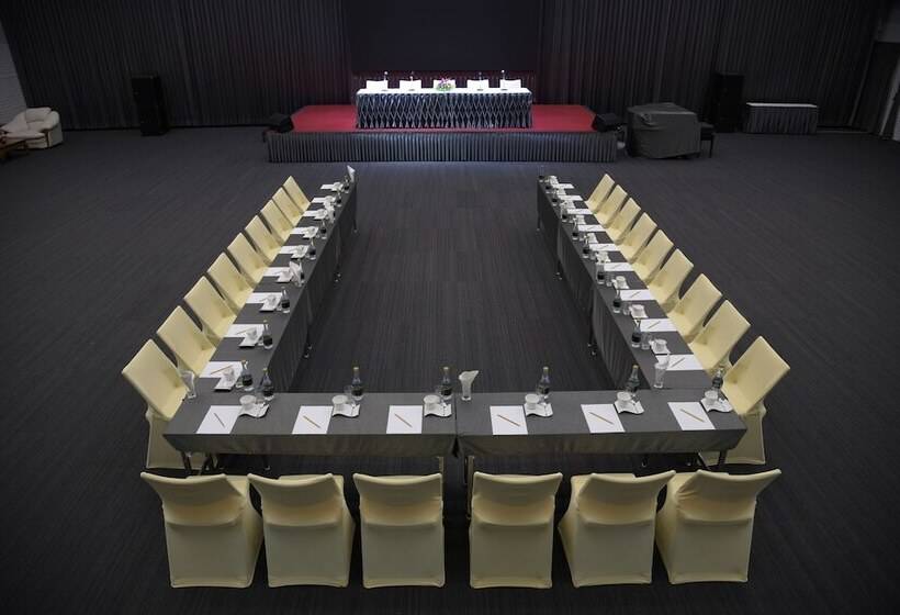 منتجع The Aiyapura Koh Chang