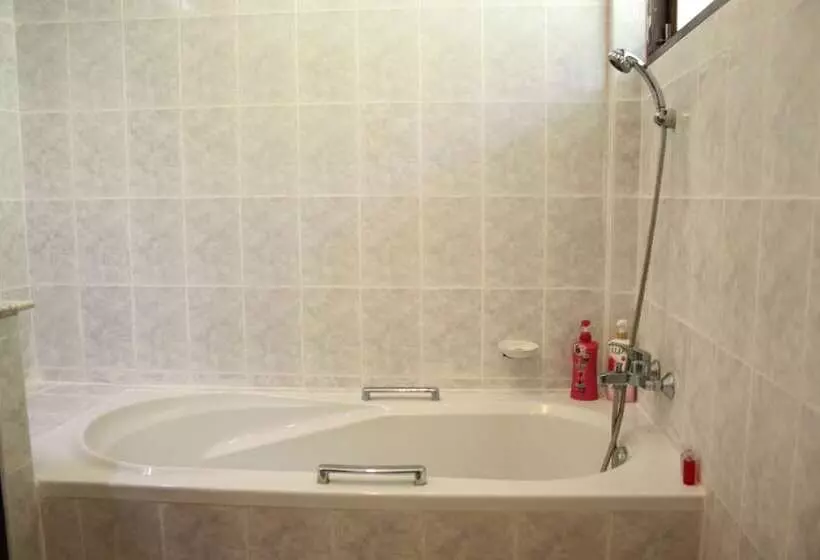 Resort The Aiyapura Koh Chang