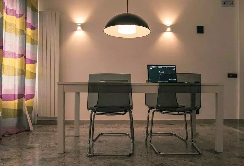 Aamiaismajoitus (B&B) La Casa Di Adua