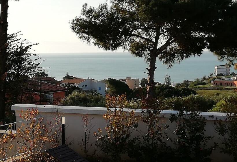 Home Scala Dei Turchi B&b