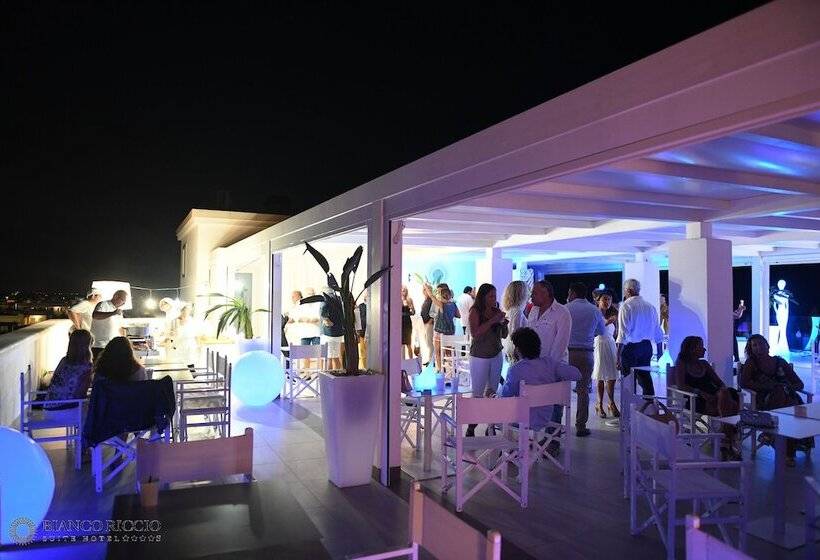 Hostal Bianco Riccio Suite