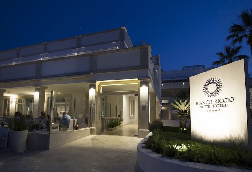 Hostal Bianco Riccio Suite