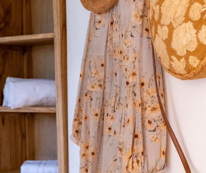 פונדק Gian Paul