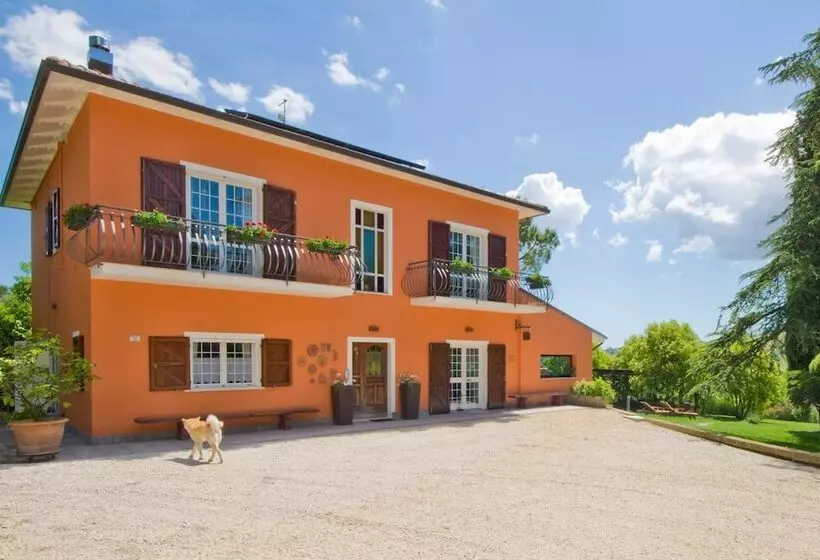 Aamiaismajoitus (B&B) Bellafiora Affittacamere