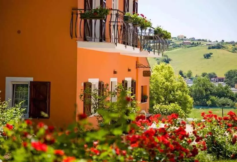 Aamiaismajoitus (B&B) Bellafiora Affittacamere