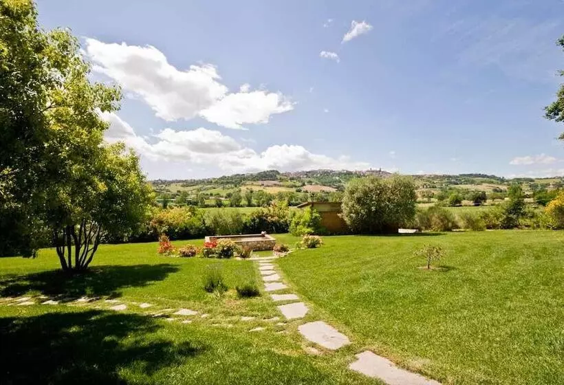 Aamiaismajoitus (B&B) Bellafiora Affittacamere