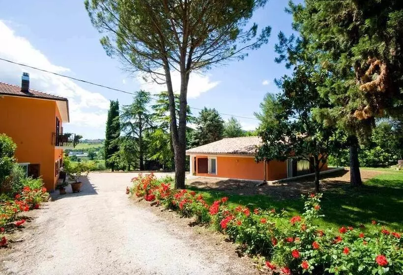 Aamiaismajoitus (B&B) Bellafiora Affittacamere