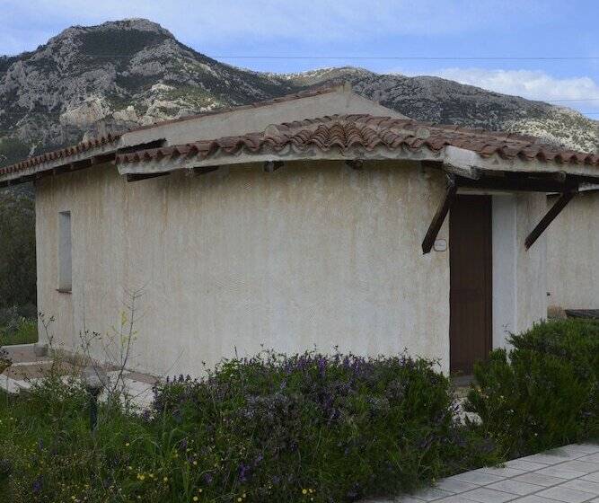 교외 호텔 Agriturismo Rubinu