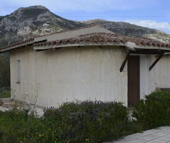 هتل روستایی Agriturismo Rubinu