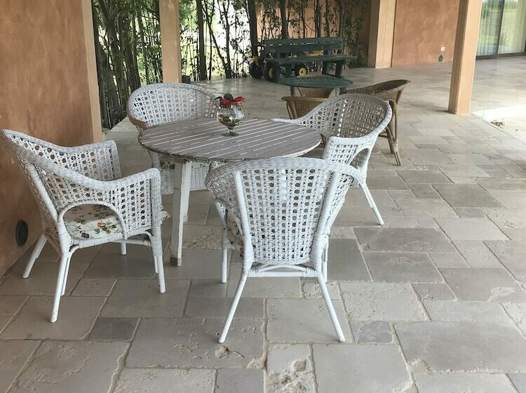 בית מלון כפרי Masseria Scannaturco