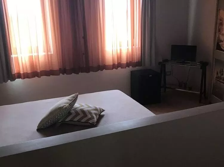 هتل روستایی Masseria Scannaturco