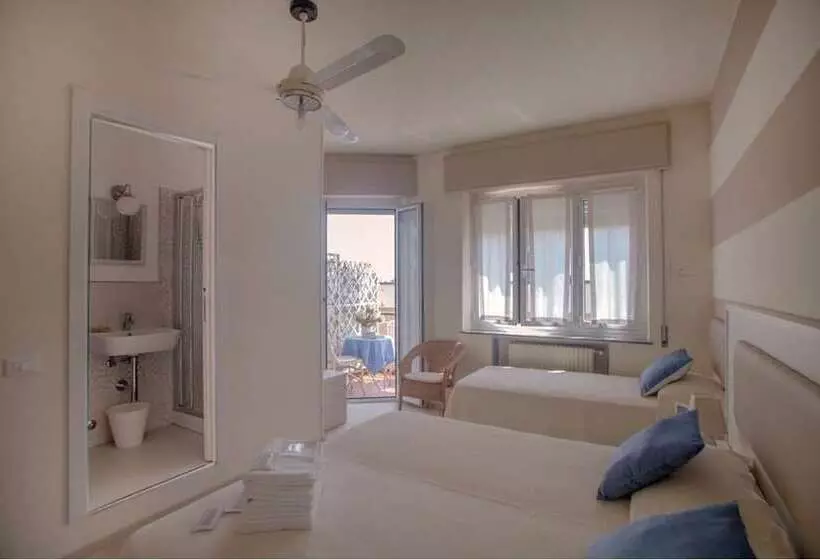 ベッドアンドブレックファースト Locanda Kon Tiki