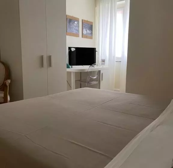 ベッドアンドブレックファースト Locanda Kon Tiki