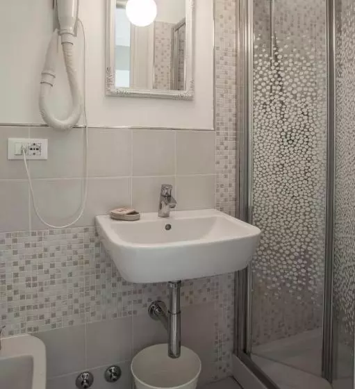 ベッドアンドブレックファースト Locanda Kon Tiki