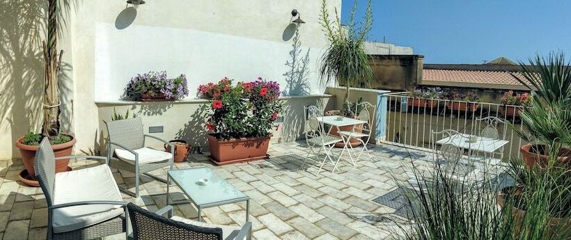 Casa Dell Aromatario B&b
