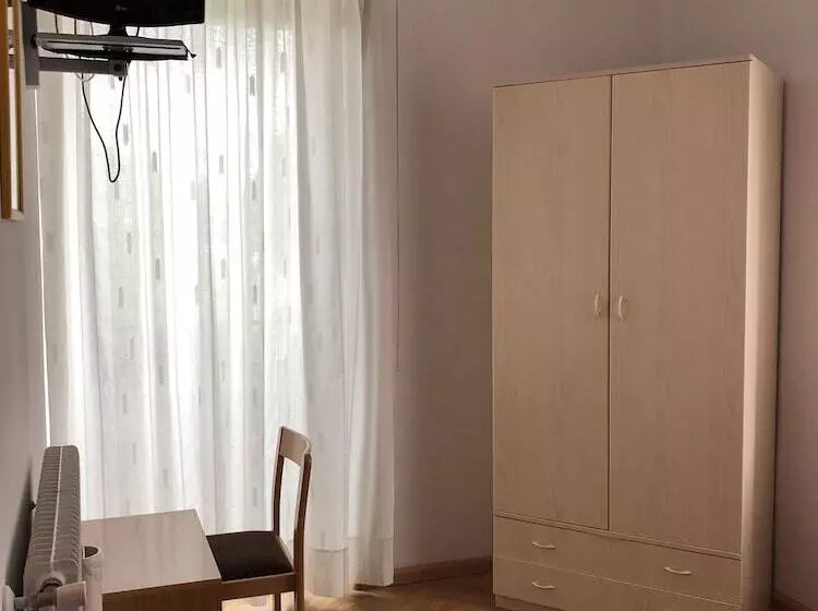 هتل Albergo Miravalle
