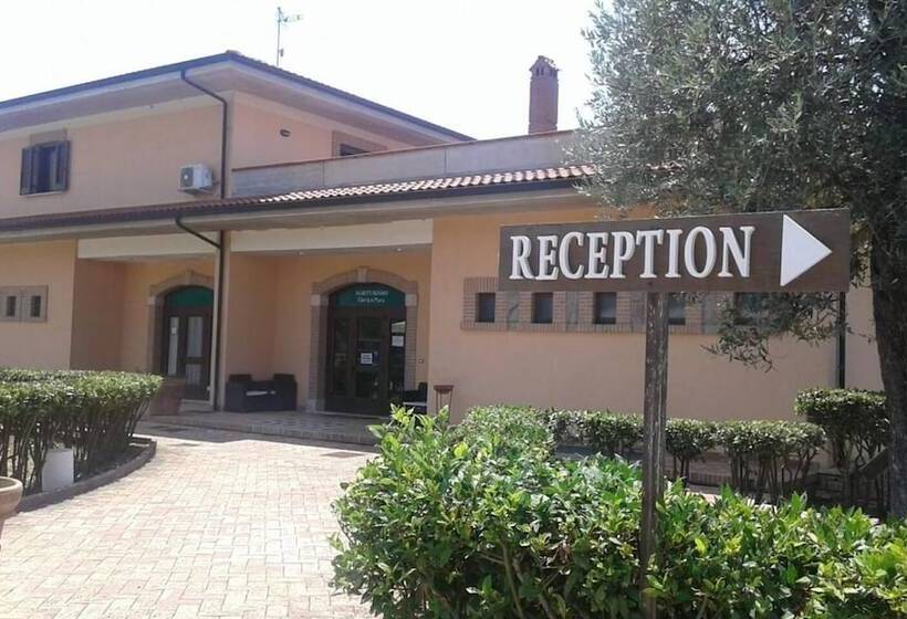 בית מלון כפרי Agriturismo Fabrizio Maria